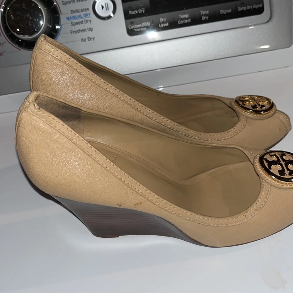 Pre loved Tory Burch